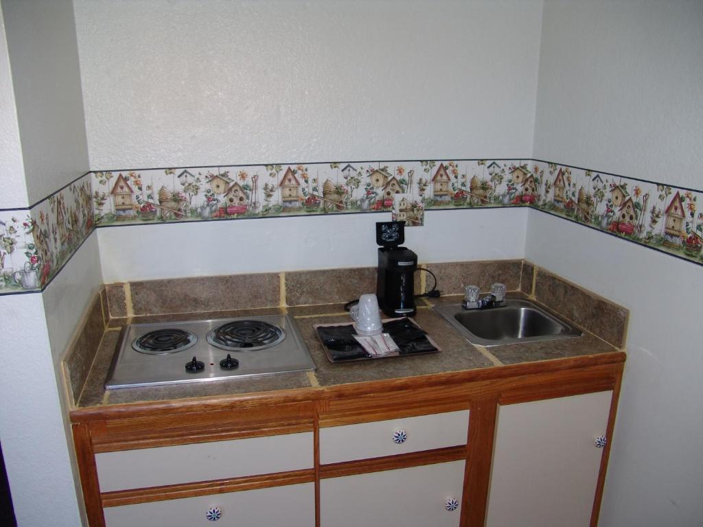 Springs Inn Colorado Springs Room photo