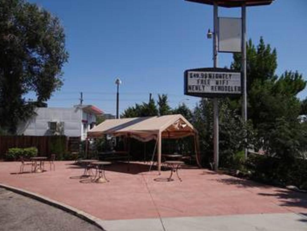 Springs Inn Colorado Springs Exterior photo
