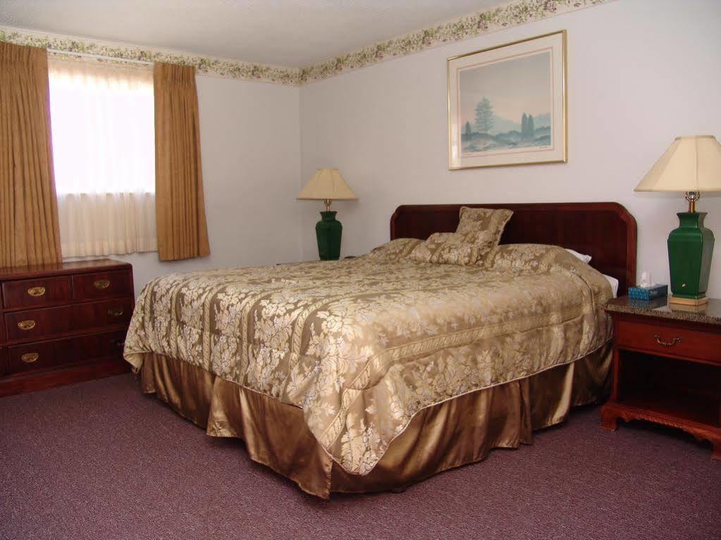 Springs Inn Colorado Springs Exterior photo