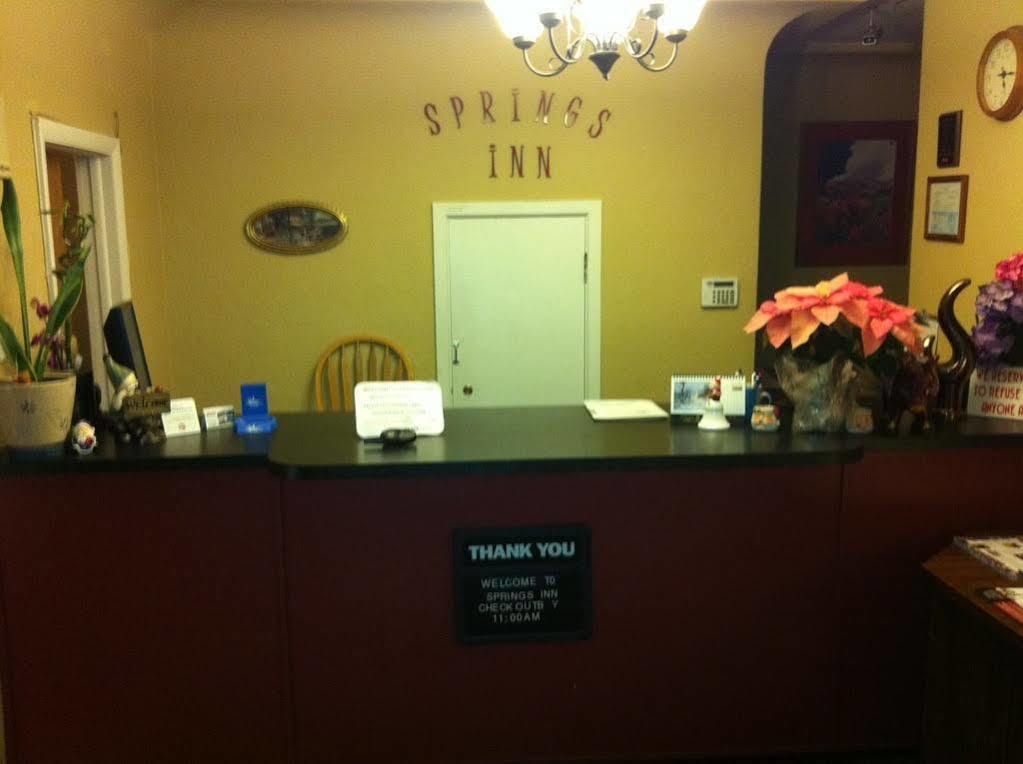Springs Inn Colorado Springs Exterior photo